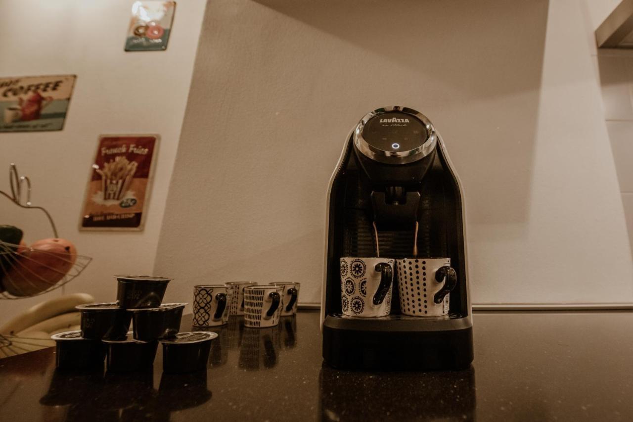 Pacuvius Home Suite B&B Brindisi Bagian luar foto